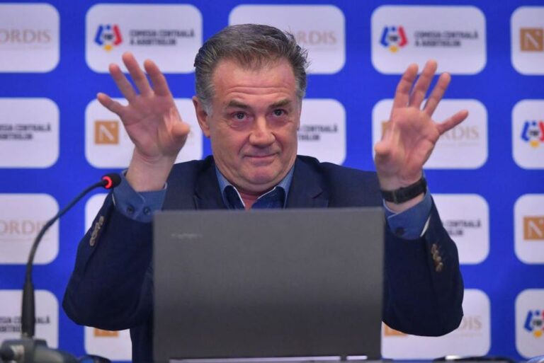 VIDEO            Vassaras a analizat faza reclamată de Gigi Becali și Mihai Stoica în FCSB – Petrolul și a dat un verdict fără echivoc