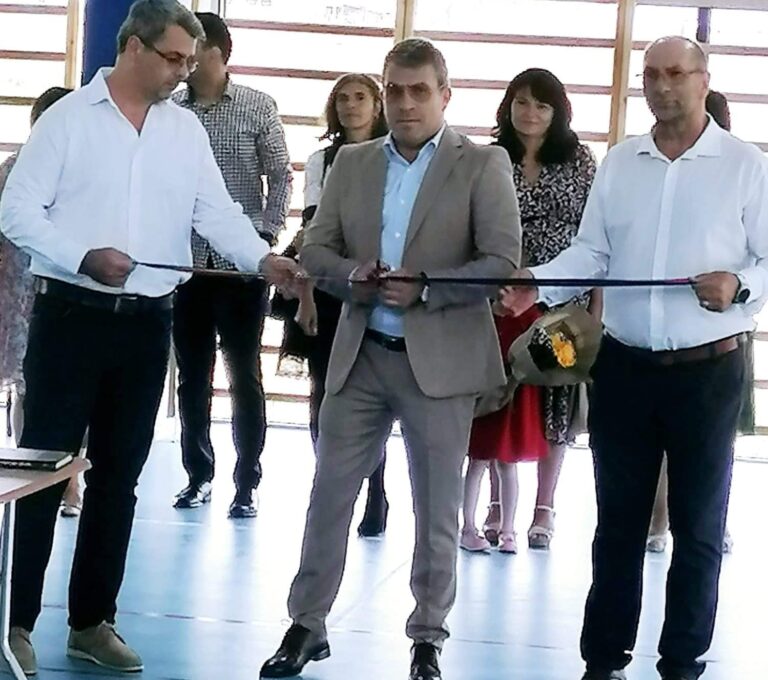 A fost inaugurată sala de sport din Studina