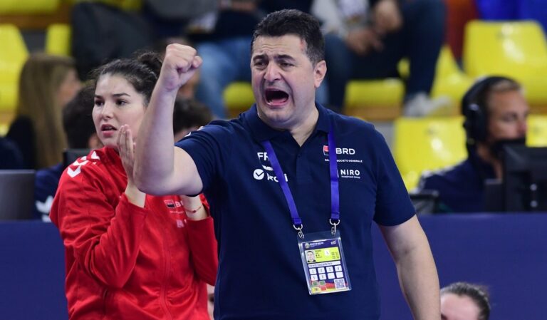 Handbal (f) / Florentin Pera pune preţ pe joc, nu pe rezultate în duelurile cu Ungaria