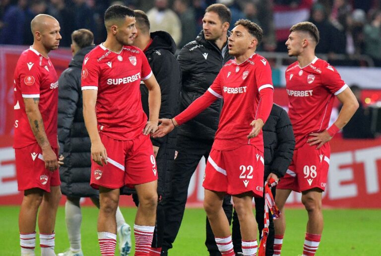 EXCLUSIV            Gloria clubului l-a pus la colț pe Zeljko Kopic: „A făcut schimbările prost, nu e prima dată!” + „Ăla nu e jucător de Dinamo!”