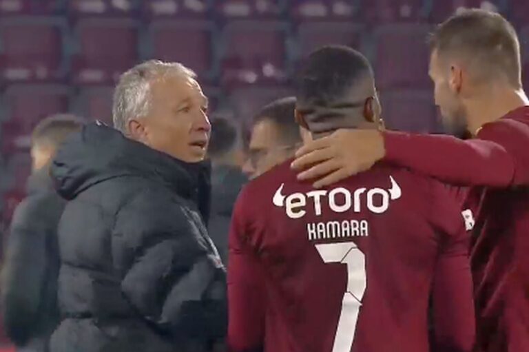 FOTO ULUITOR!            S-au luat la harță la final, sub ochii lui Dan Petrescu! „Bursucul” a intervenit imediat! Imagini incredibile din Gruia