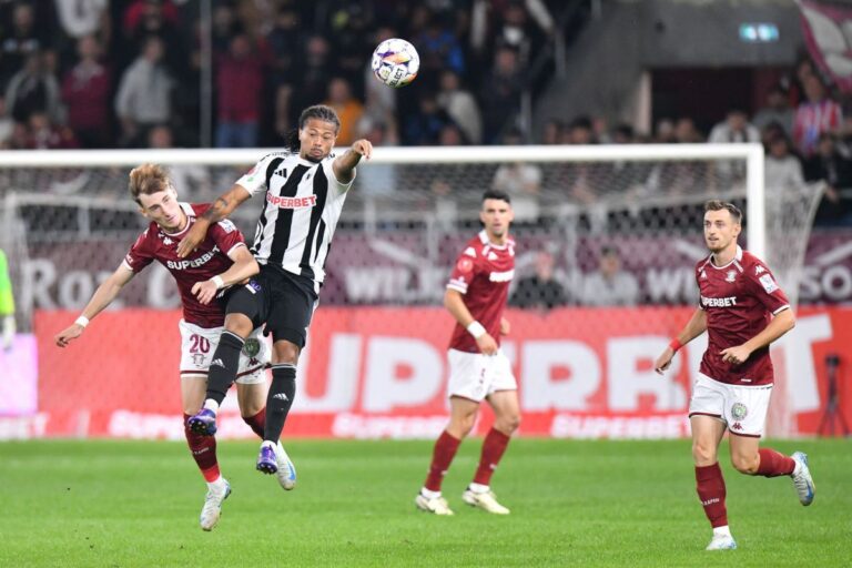 ULTIMA ORĂ            Negocieri în Superliga pentru fotbalistul Rapidului