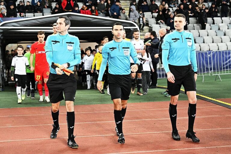 Au anunțat arbitrii care vor conduce Dinamo – FCSB » Delegare curioasă: un rival politic al lui Gigi Becali va împărți dreptatea