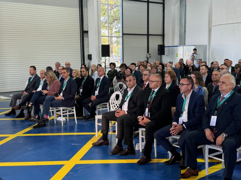 Eveniment ALRO. O nouă unitate de tăiere la dimensiune a aluminiului