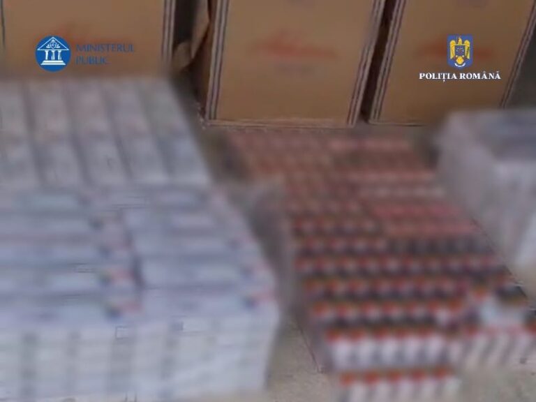 Operațiunea „JUPITER”. Polițiștii au pus în executare două mandate de percheziție domiciliară. Au fost ridicete aproximativ 3.000 de pachete de țigarete fără marcaje fiscale