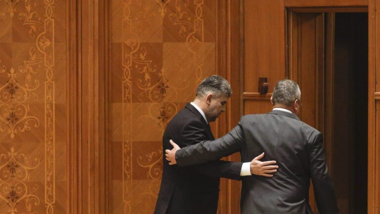 Contre între liderii coaliției. Nicolae Ciucă i-a cerut lui Marcel Ciolacu să explice care este soluția pentru ca România să nu piardă banii din PNRR