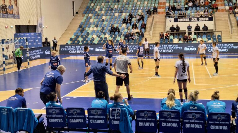 Handbal (f) / SCMU Craiova, victorioasă în faţa Zalăului lui Tadici