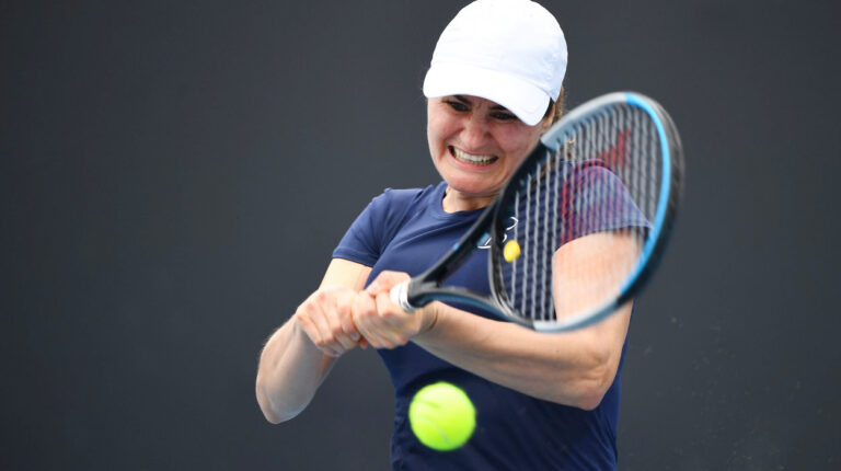Monica Niculescu şi Cristina Bucşa au acces în faza sferturilor de la Tokyo