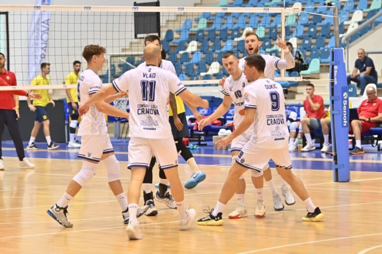 Volei (m) / Start de campionat! SCMU Craiova, meci de care pe care în prima etapă