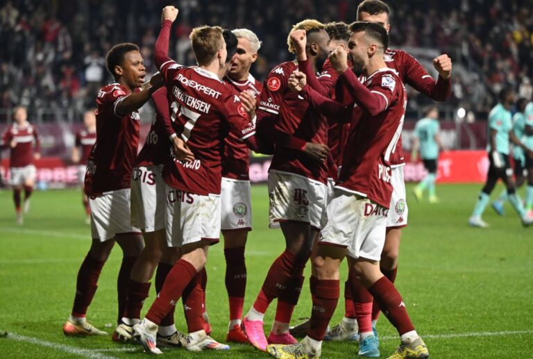 Titularul incontestabil de la Rapid, accidentat în meciul cu CFR Cluj: „A suferit o contractură”