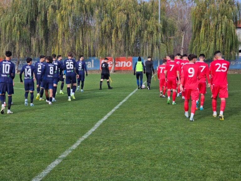 Universitatea Craiova-CSM Slatina 2-1(1-1)
