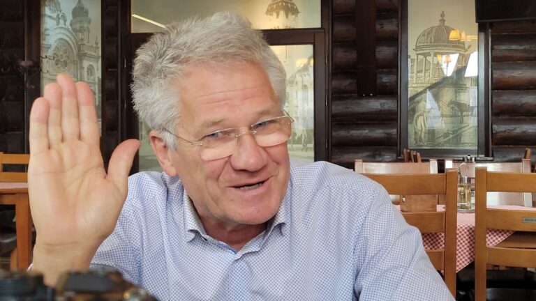 EXCLUSIV            Ladislau Boloni apasă pe o rană deschisă: „Dacă vreau să mă duc acasă la Steaua, zău că nu știu la ce ușă să bat!” + Confesiune despre negocierile cu FRF: „Drumuri bătătorite cu Edi Iordănescu”