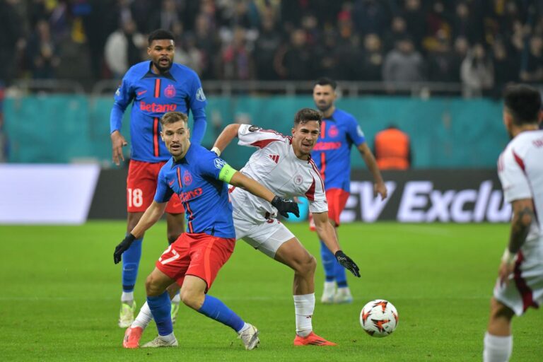 live                    Pauză în FCSB – Olympiakos: meci închis în prima repriză. Grecii și-au adjudecat posesia, fără să producă pericol real la poarta lui Târnovanu