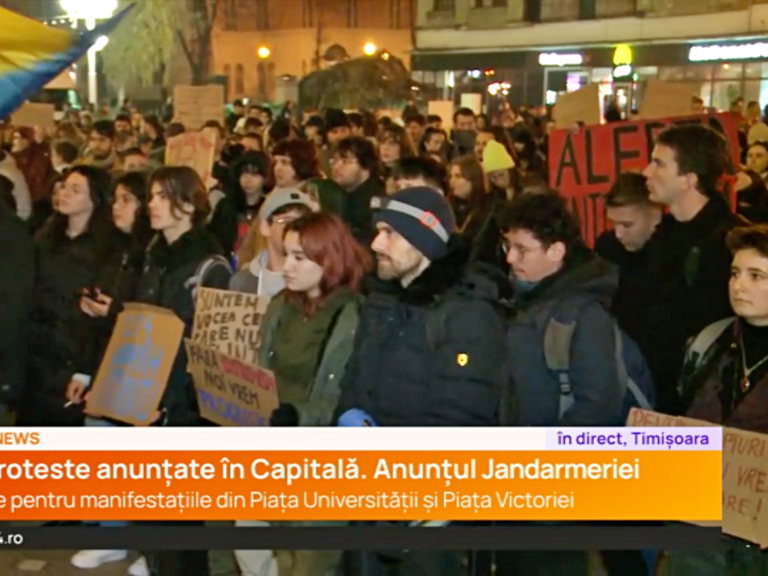 FOTO A treia zi de proteste ale studenților în București, Timișoara și Cluj-Napoca. Circa 2.000 de tineri au ieșit în stradă după câștigul candidatului pro-rus Călin Georgescu în primul tur de alegeri prezidențiale 2024