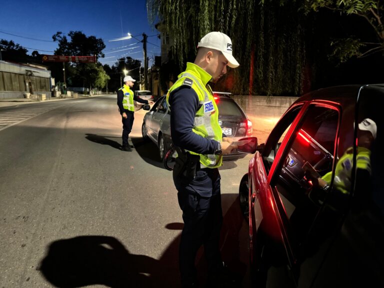 47 de permise de conducere reținute de polițiștii olteni în weekend