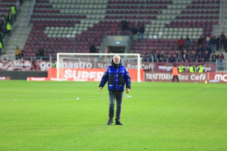 ULTIMA ORĂ            Marius Șumudică, atac către rivalele din Superliga: „Noi nu folosim injecții, știu că există echipe care apelează la alte metode de recuperare”