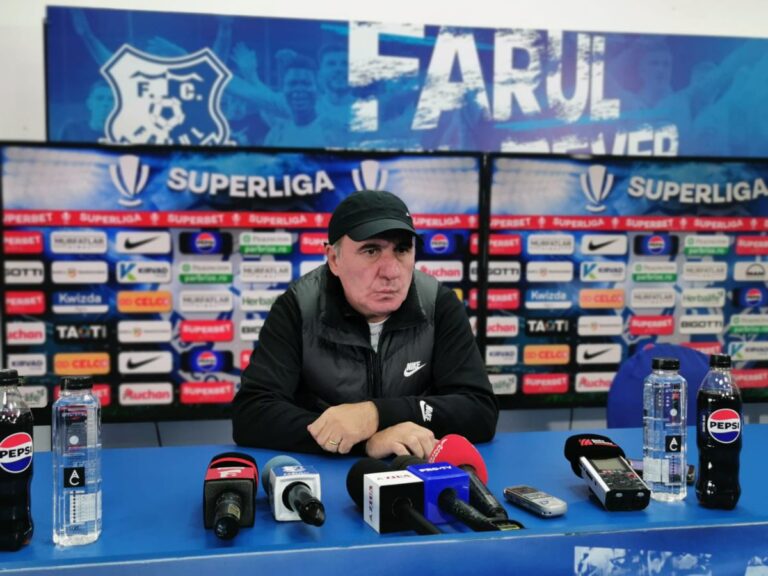 ULTIMA ORĂ                    Gică Hagi, întrebare frontală despre Călin Georgescu după imaginile apărute pe internet: „V-a cerut voie?” » „Regele” a reacționat imediat