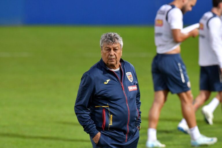 Două variante luate în calcul de Lucescu » Cum ar putea arăta România în meciul cu Cipru: e obligat să facă două schimbări