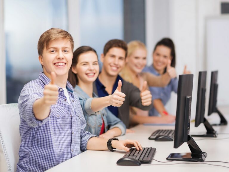 BAC 2025 Competențe digitale: proba are loc pe 5-7 februarie, candidații primesc subiectele la ora 13 / Peste 75 de puncte înseamnă „utilizator experimentat” / Rezultatele sunt afișate la liceu în două zile – DOCUMENT