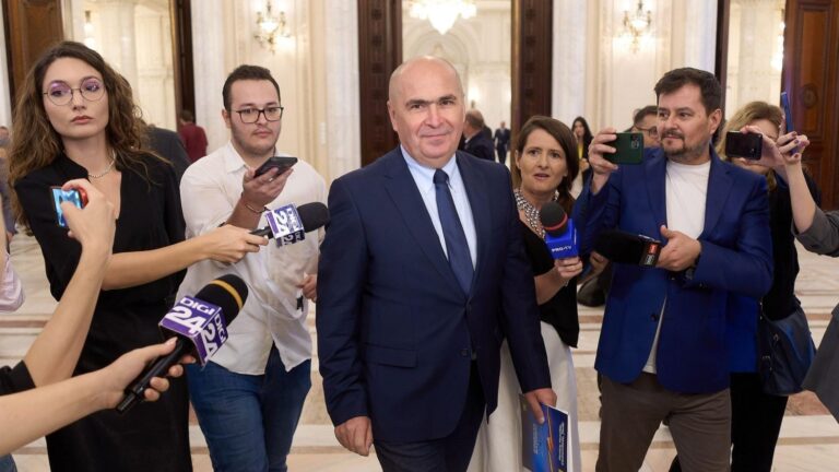 Ilie Bolojan, președinte interimar PNL după demisia lui Nicolae Ciucă: „O susținem pe Elena Lasconi în turul doi la președinție”