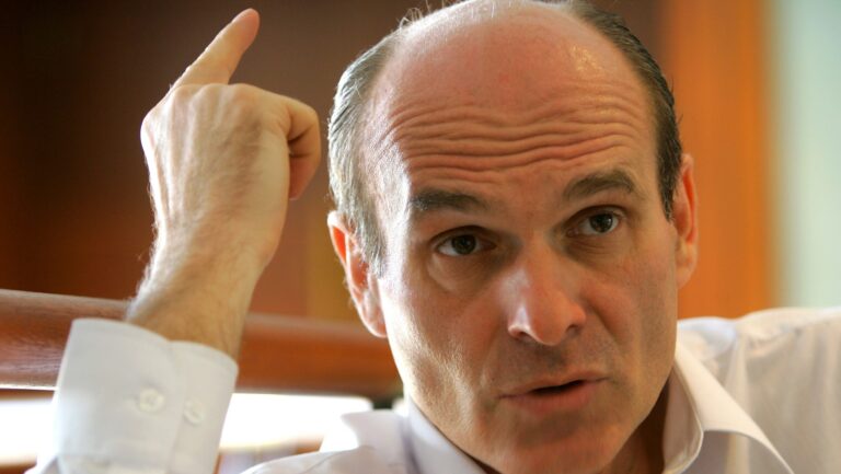 Cristian Tudor Popescu și-a ales „câștigătorul detașat” al dezbaterii candidaților la alegerile prezidențiale: „Oricât aș detesta un personaj”