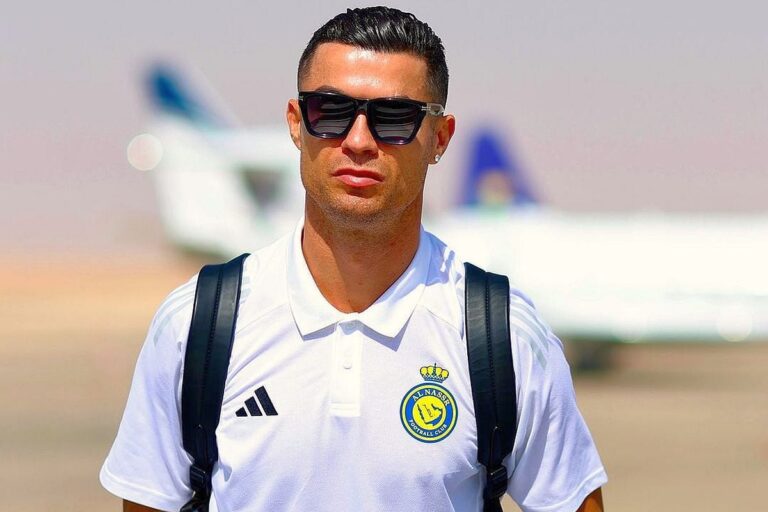 ULTIMA ORĂ            Cristiano Ronaldo, în centrul unui supertransfer! Se prefigurează mutarea anului în ianuarie: îl va înlocui pe jucătorul de 200 de milioane de euro