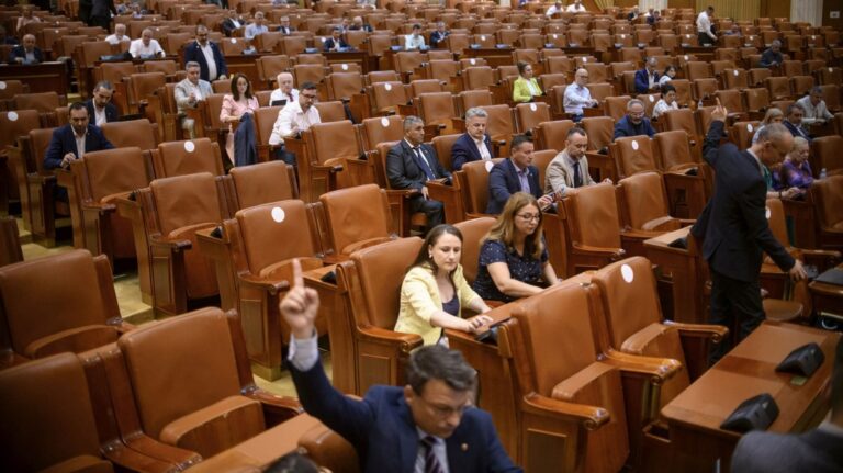 Parlamentul va ancheta cheltuielile lui Klaus Iohannis în cei 10 ani de mandat și cazul Nordis