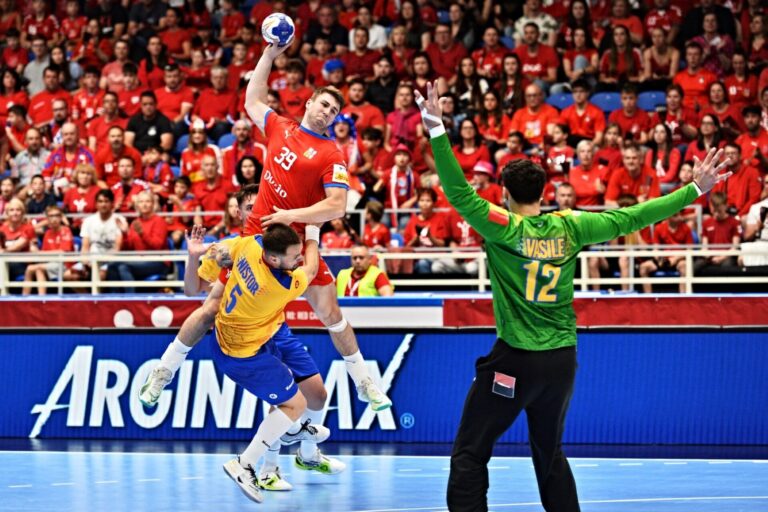 Handbal (m) / România a dezamăgit cu Polonia şi riscă să rateze EURO