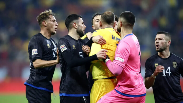 Meciul România – Kosovo a fost abandonat la 0-0. Aşteptări mari, joc modest