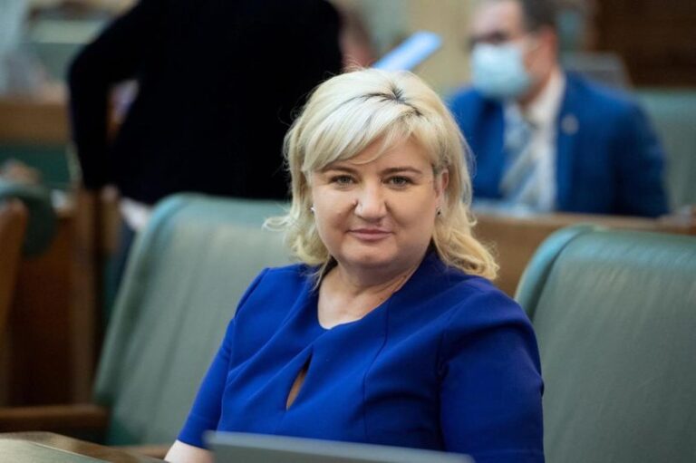 Siminica Mirea: ”Platforma industrială a Slatinei continuă să fie un pilon de stabilitate pentru mii de familii din Olt”