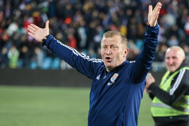 EXCLUSIV                    Pe el îl vrea Oțelul în locul lui Dorinel Munteanu! GSP a aflat numele antrenorului pe care gălățenii mizează pentru a stopa haosul de la echipă