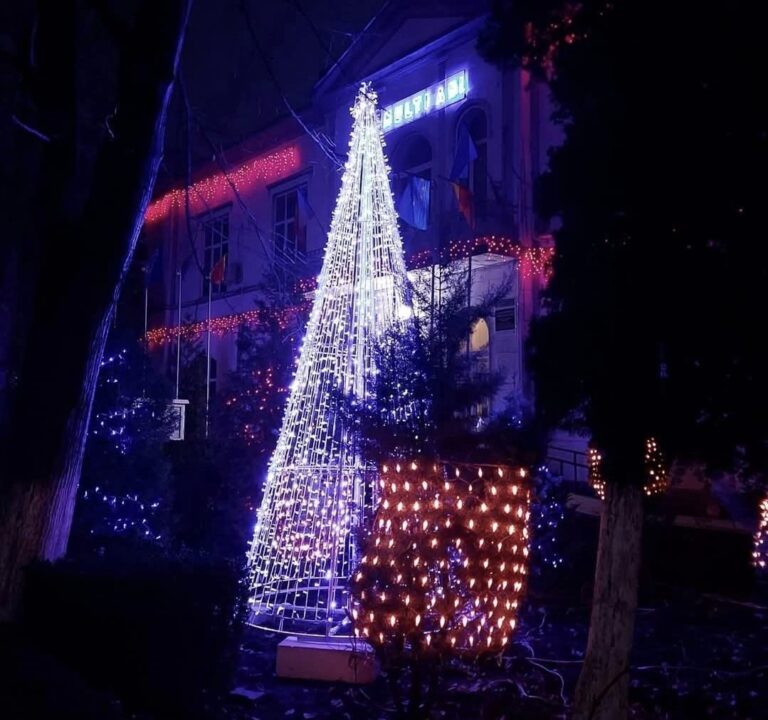 Corabia. Start iluminatului festiv în ajun de Sfântul Nicolae