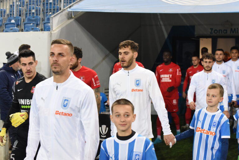 Cine a dus greul în campionat la Universitatea Craiova?