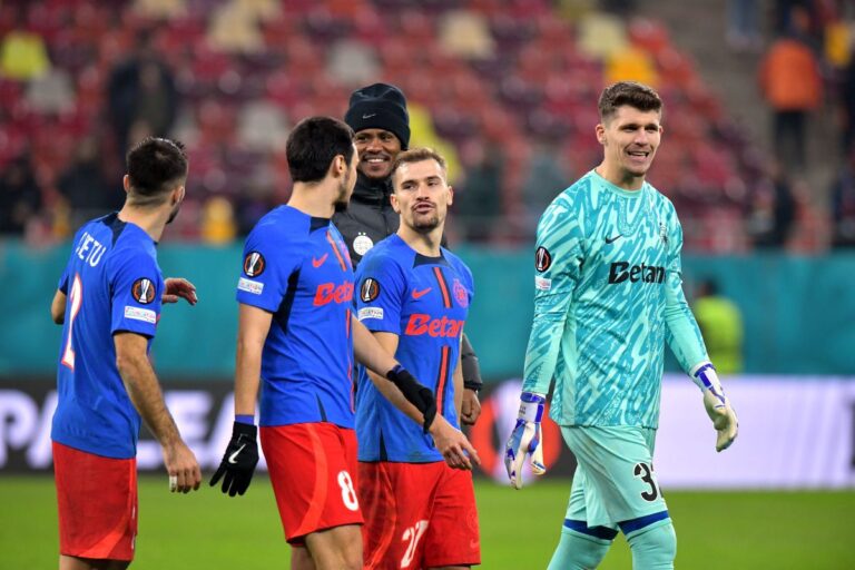 ULTIMA ORĂ                    FCSB, DECIMATĂ înaintea partidei cu Hoffenheim » Doi titulari, OUT: „Suntem foarte puțini”