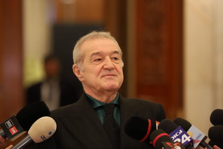 EXCLUSIV                    „De când sunt în fotbal, nu am văzut așa ceva” » Gigi Becali, uimit de jucătorul pe care îl distrugea acum câteva luni: „E luminat!”