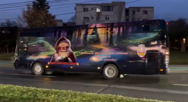 „Slatina de Poveste” merge cu Autobuzul lui Moș Crăciun