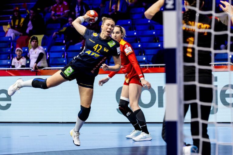 live            România – Suedia, în grupa principală de la Euro 2024 » SCOR IN-CRE-DI-BIL: naționala „tricoloră” face cea mai bună repriză din istoria recentă