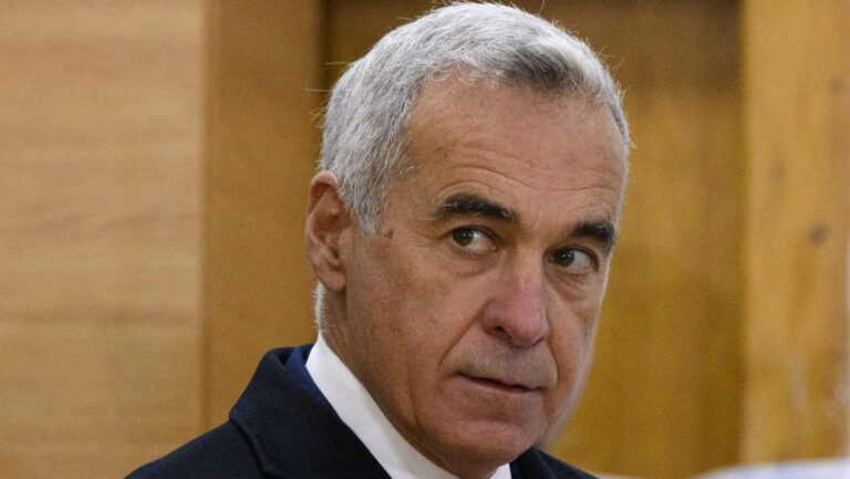 Anularea alegerilor prezidențiale din România, în presa de la Moscova: „Decizie luată după ce candidatul prorus câștigase primul tur, iar renumărarea voturilor îi confirmase victoria”