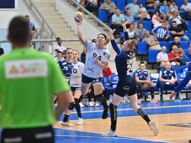 Handbal (f) / SCMU Craiova nu s-a ales cu nimic din deplasarea de la Brăila