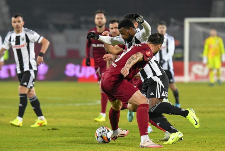 LIVE                    U Cluj – CFR Cluj » Show în derby: Vine și golul 5! Urmează 10 minute INFERNALE!