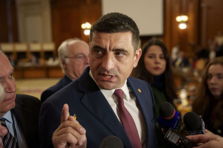 Prima reacție a lui George Simion, după ce Curtea Constituțională a anulat alegerile prezidențiale: „CCR aruncă ţara în haos! Facem apel la calm!”