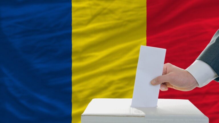 Procesul electoral se reia de la zero. Se strâng din nou semnături, se depun candidaturi, se validează la CCR