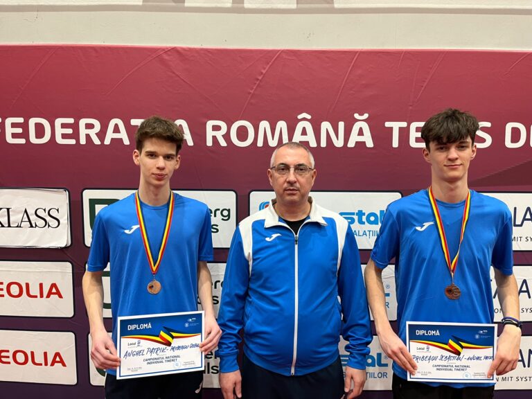 Tenis de masă / CSS Craiova, medaliată cu bronz în proba de dublu de la CN de Tineret