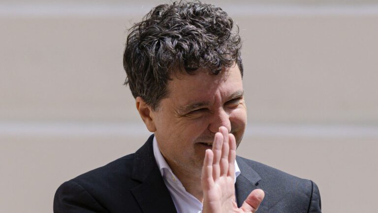 Nicușor Dan are șanse minime să fie candidat unic PSD-PNL-USR-UDMR la Președinție, spune Lucian Romașcanu