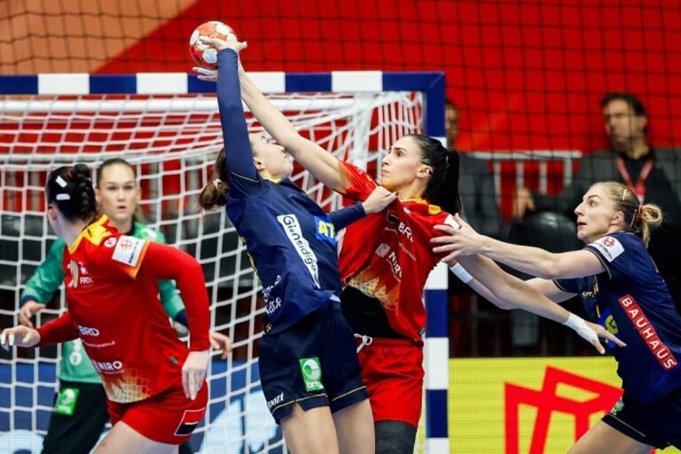 Handbal (f) / Trei românce au fost nominalizate în echipa ideală a EURO 2024