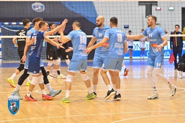 Volei (m) / SCMU Craiova, cu gândul la trei puncte şi în duelul cu Unirea Dej