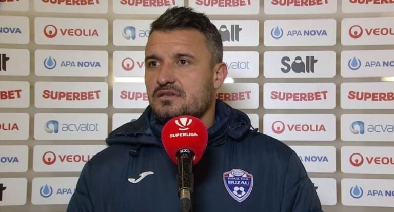 Constantin Budescu, prima reacție după ce a vrut să își scoată colegii de pe teren » Atac virulent: „Dacă mă iei la mișto, nu mai are rost să stau pe teren!”