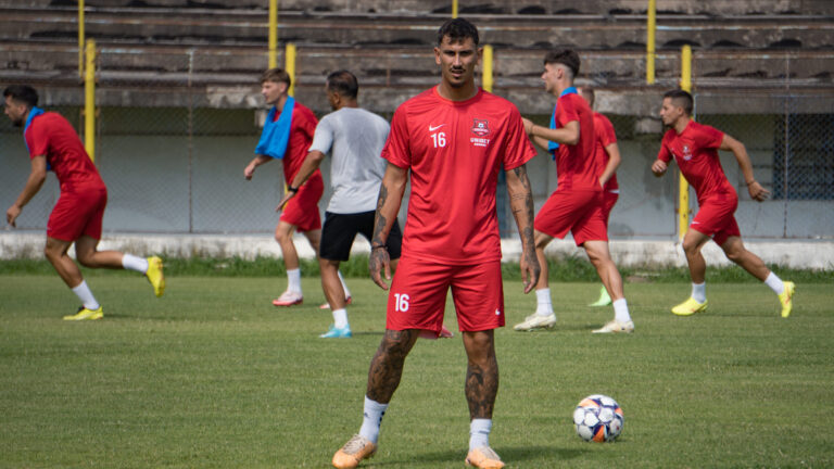 Superliga / Accidentarea lui Jovan Markovic a recidivat!