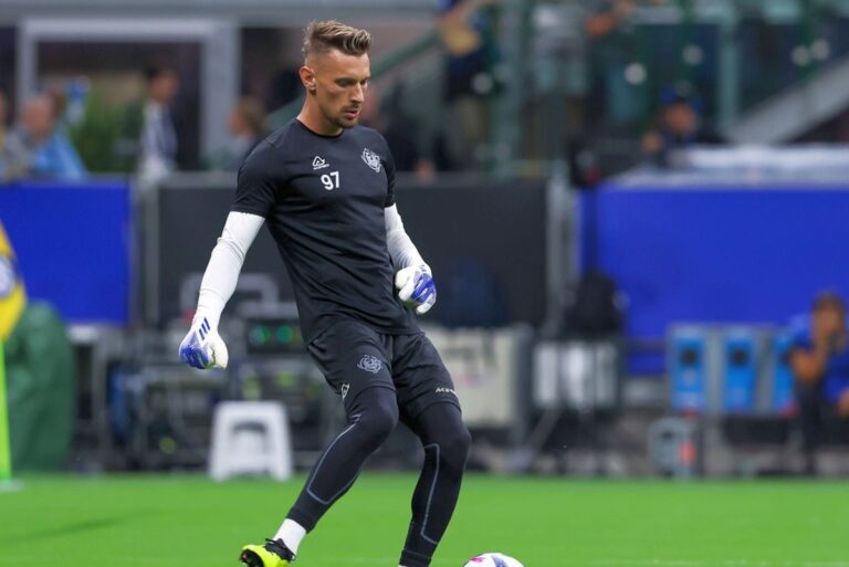 Răsturnare de situație! Ionuț Radu negociază cu altă echipă, după ce transferul la Genoa a picat