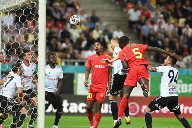 EXCLUSIV                    Unul dintre cei mai buni fundași din Superligă, dorit în Rusia! Ofertă impresionantă: cât ar urma să câștige